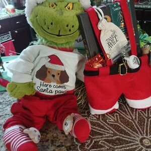 Last Min Gift  Red Santa-pants Themed Gift Set All proceeds going To Santa Paws